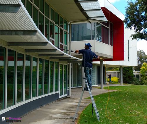 commercial-window-cleaning-ringwood-yarra-valley-grammar